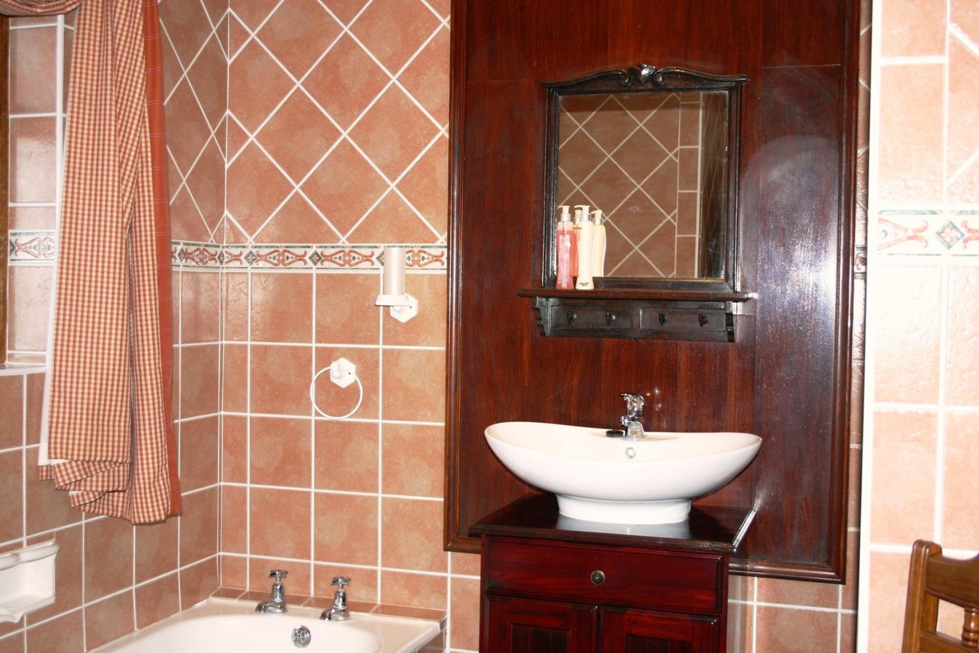 Brown Jug Guest House Hermanus Εξωτερικό φωτογραφία